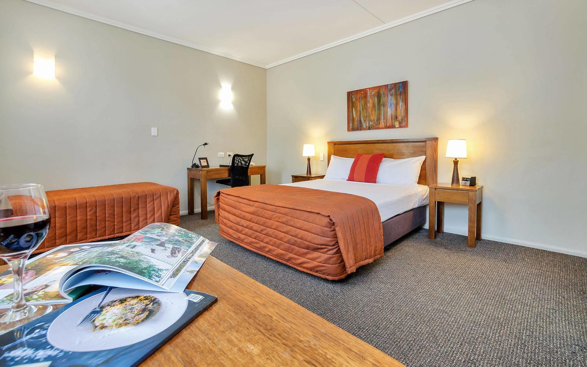 Coachmans Inn Warwick Buitenkant foto